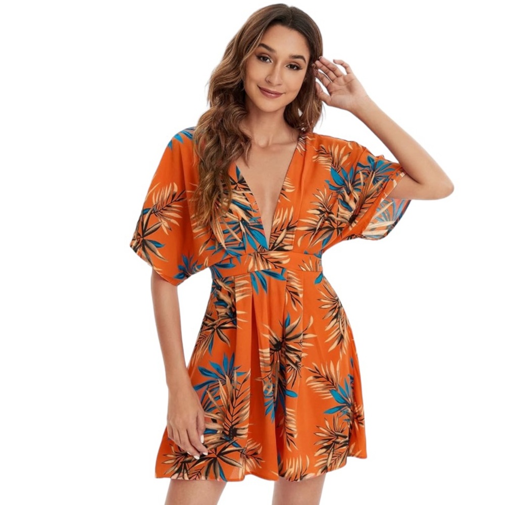 Floerns Ditsy Floral Plunging Mini Dress